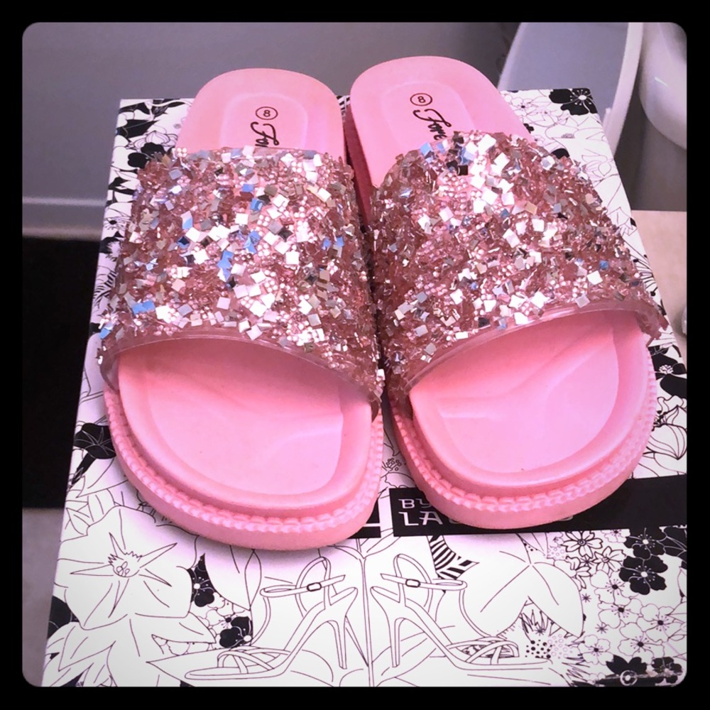 Pink glitter sandal